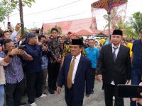 Abdul Razak bersama Sri Suwanto mendaftar ke KPU Kalteng, Rabu (28/8/2024).