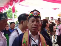 Willy M Yoseph mendaftar di KPU Kalteng