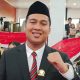 Fredrick Dominggus Yoga menyampaikan pesan kepada pemuda di Puruk Cahu.