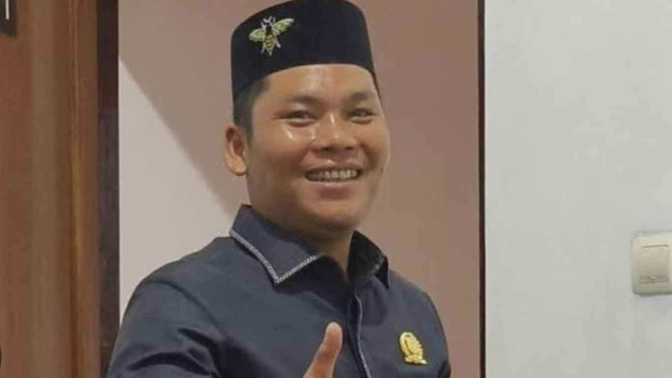 Mahyono menyampaikan pernyataan tentang pendidikan karakter di Puruk Cahu.
