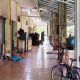 Foto kawasan Pasar Mini Datuh Manuah dengan ruko terbengkalai di Palangka Raya.