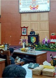 Foto suasana rapat paripurna DPRD Kota Palangka Raya saat pembahasan LKPJ di Gedung DPRD Kota Palangka Raya.