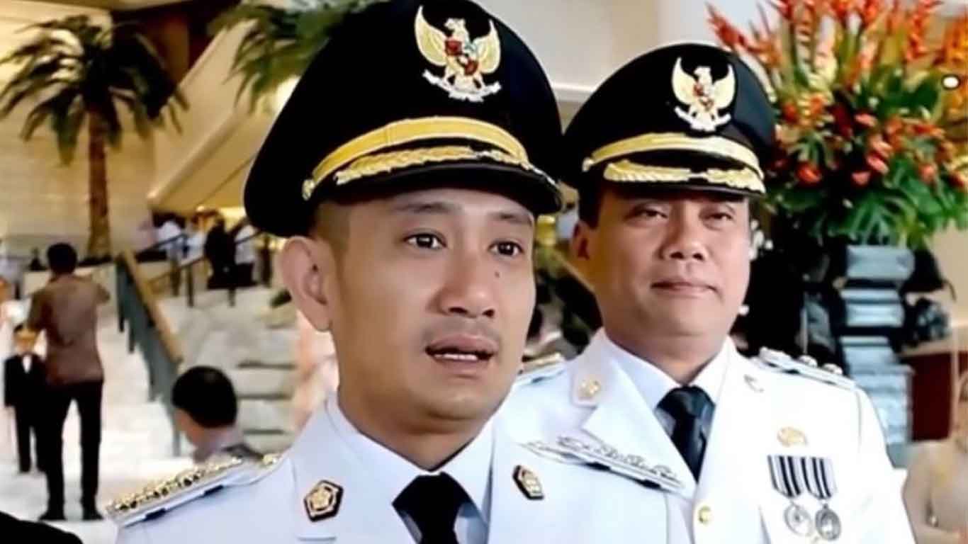 Foto Wali Kota Palangka Raya Fairid Naparin sedang menyampaikan kebijakan lalu lintas di Palangka Raya.