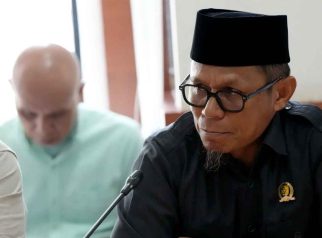 Foto Wakil Ketua II Komisi I DPRD Palangka Raya Syaufwan Hadi menyampaikan pernyataan di Palangka Raya.