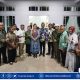 Foto Wakil Bupati Barito Utara Felix Sonadie Y. Tingan bersama istri saat ramah tamah menempati rumah jabatan di Muara Teweh.