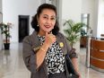 Anggota DPRD Gunung Mas Rayaniatie Djangkan berada di Gedung DPRD Kabupaten Gunung Mas.
