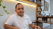 Evandi menyampaikan pandangan mengenai pembangunan infrastruktur di Kabupaten Gunung Mas.