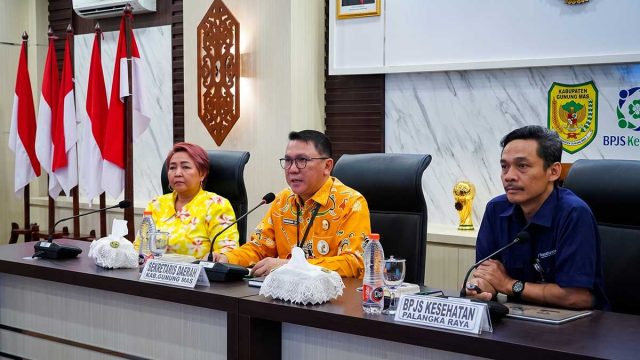 Iceu Purnamasari mengikuti forum kemitraan fasilitas kesehatan di Kantor Bupati Gunung Mas