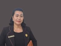 Rayaniatie Djangkan memberikan keterangan mengenai kesiapsiagaan menghadapi kebakaran hutan dan lahan.