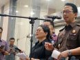 Nurcahyo Jungkung Madyo memberikan keterangan mengenai perkembangan perkara yang ditangani Kejaksaan Tinggi Kalimantan Tengah.