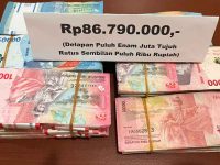 Uang tunai Rp86,79 juta yang disita dalam penyidikan dugaan korupsi bantuan hibah Dinas Perikanan Kabupaten Seruyan.