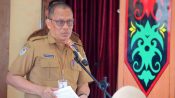 dr. Bahrun Abbas, M.P.H. menjelaskan langkah Pemkab Seruyan menghadapi dampak kabut asap karhutla