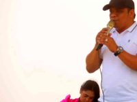 Harsandi saat berpidato tentang pentingnya pelestarian budaya lokal dan keterlibatan generasi muda di Kabupaten Seruyan.